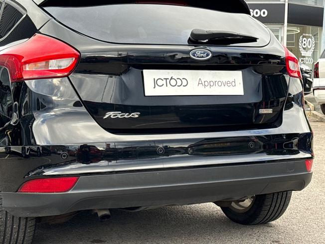 FORD Focus Photo 35