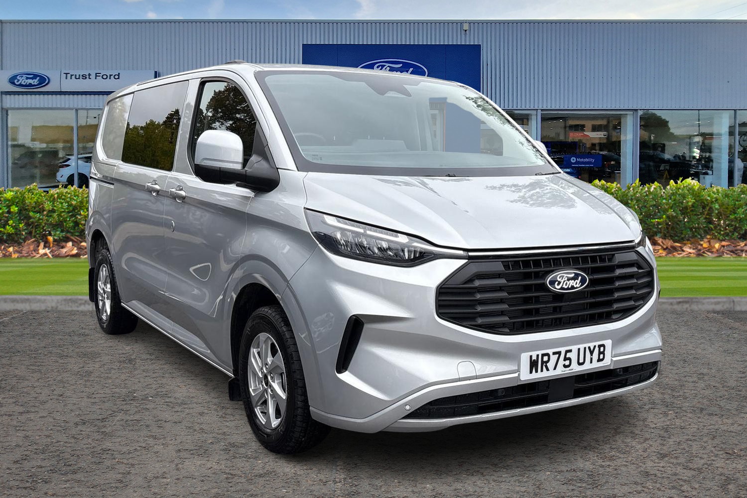 Ford TRANSIT CUSTOM Photo 0