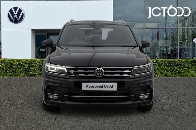VOLKSWAGEN Tiguan Photo 8