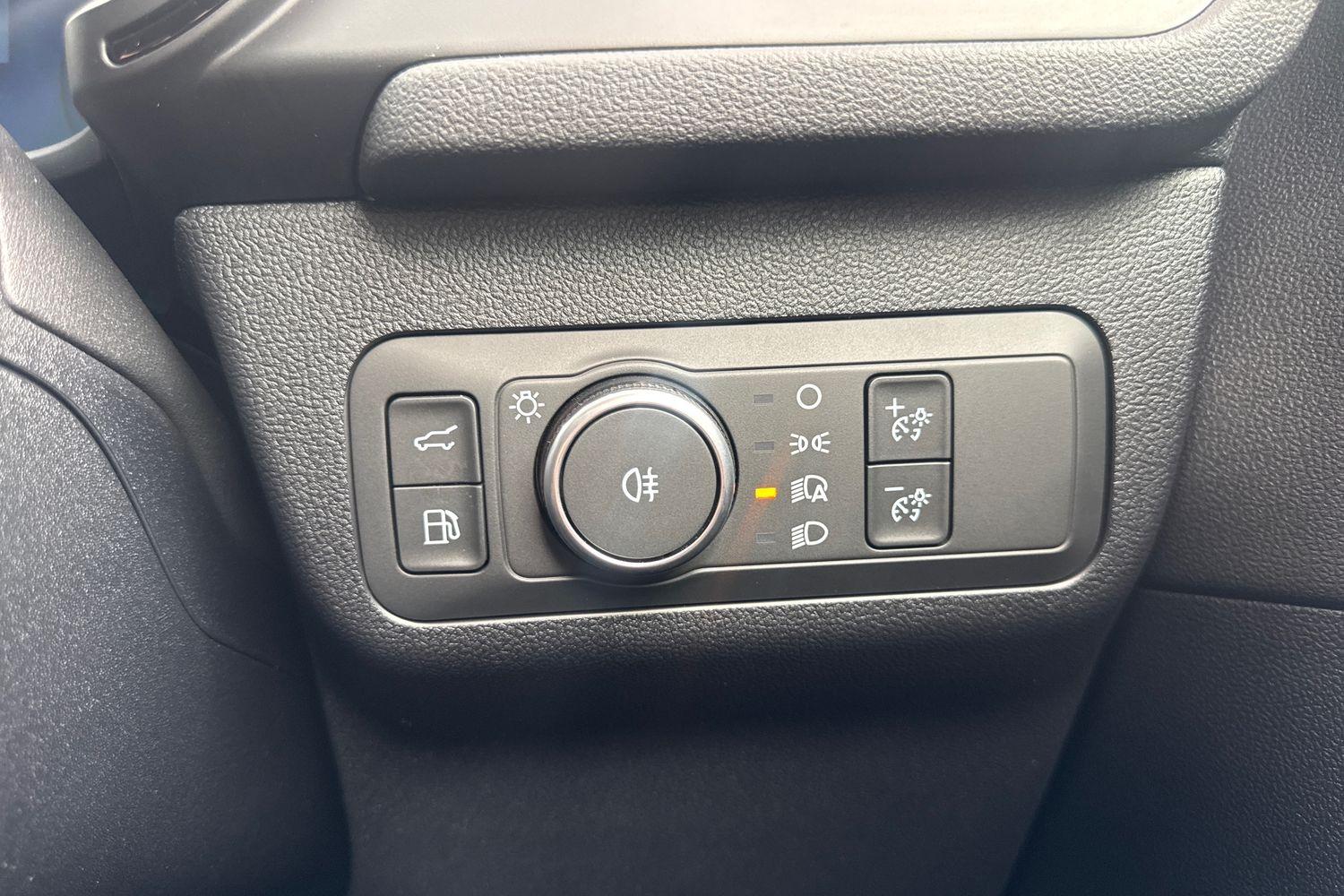 Ford KUGA Photo 22