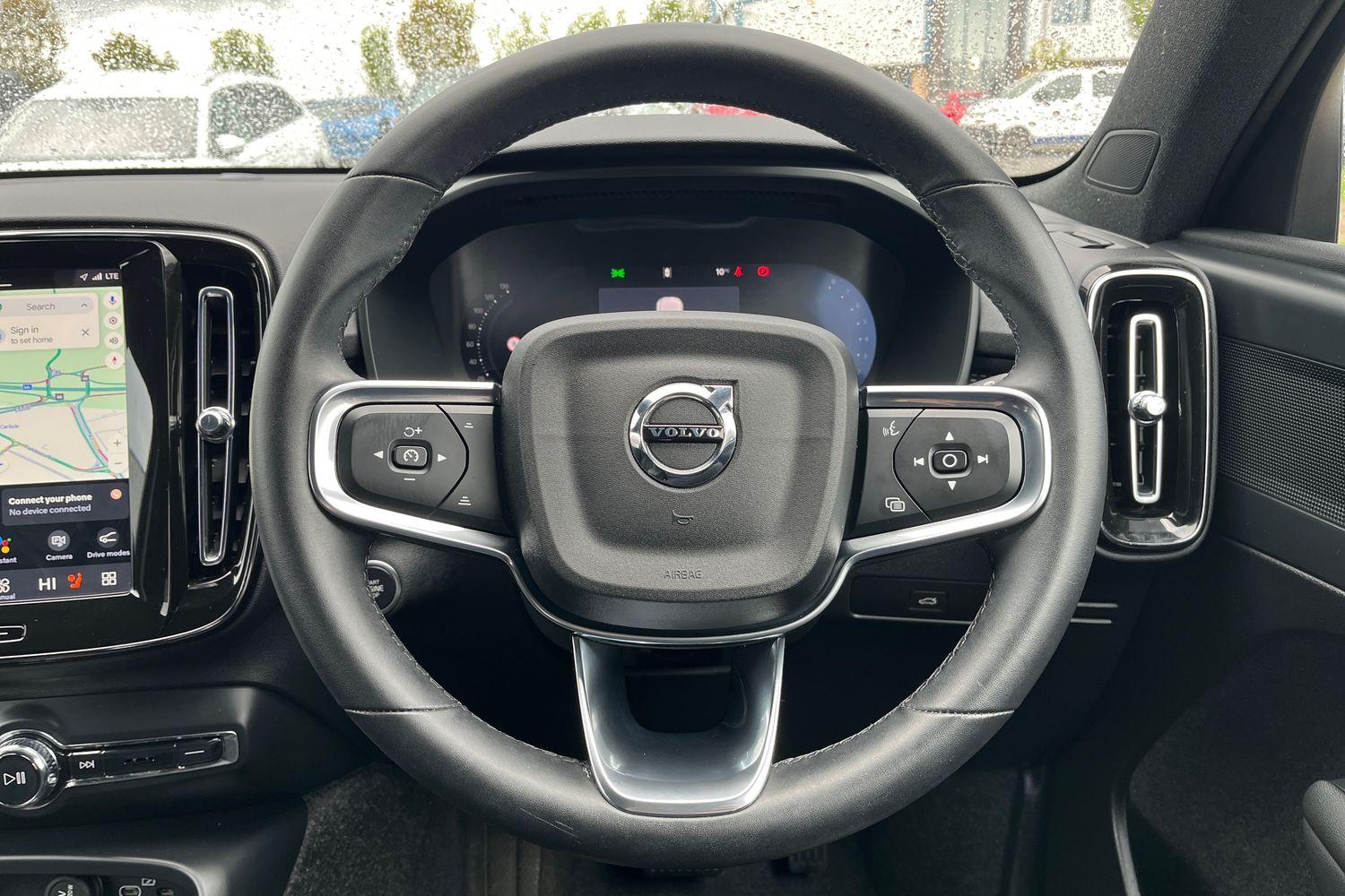 Volvo XC40 Photo 11