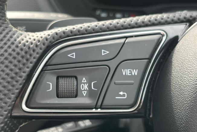 AUDI Q2 Photo 16