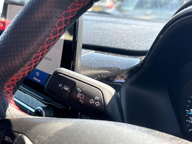 FORD Fiesta Photo 29