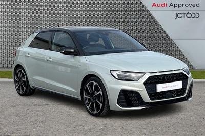2024 AUDI A1 1.0 TFSI 30 Black Edition Sportback 5dr Petrol S Tronic Euro 6 (s/s) (116 ps) at JCT600