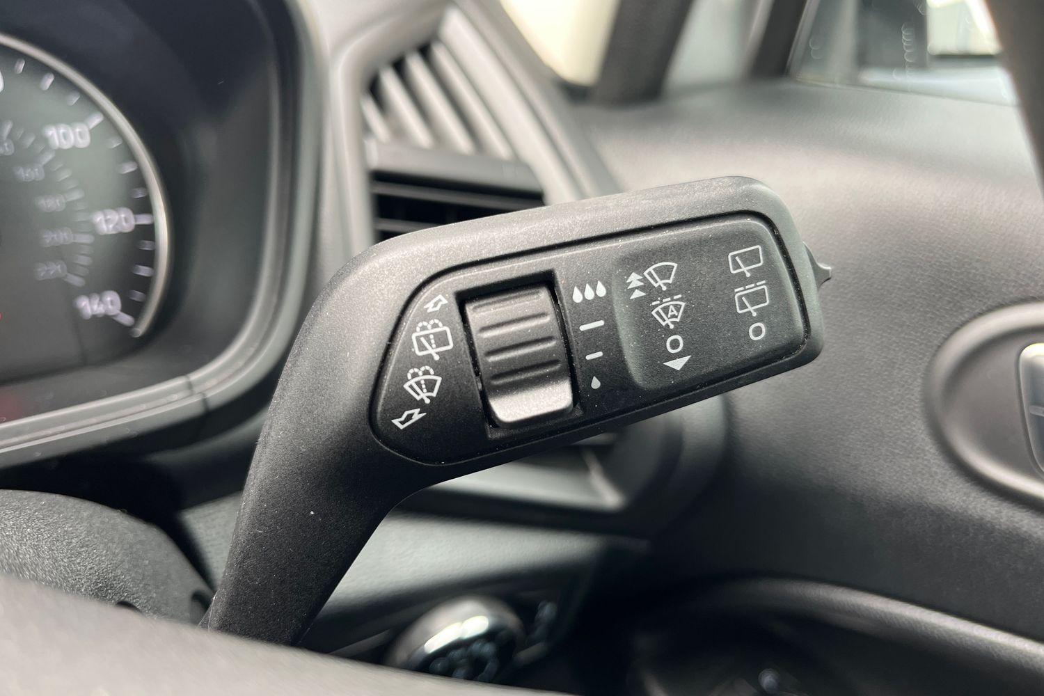 Ford ECOSPORT Photo 14