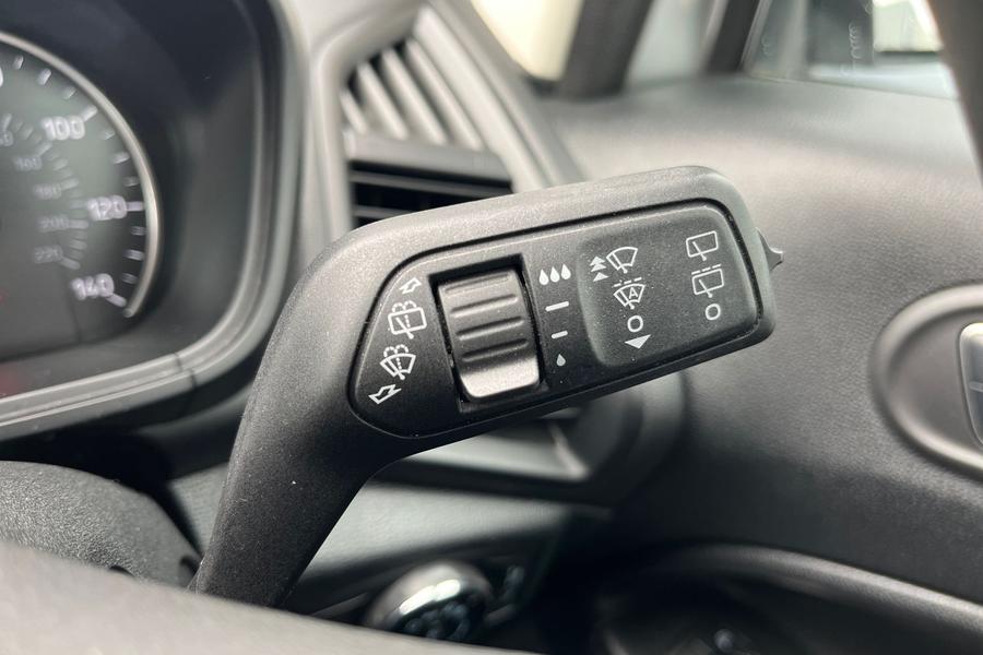 Ford ECOSPORT Photo autoimg-ea31ace49da4d92059f4f9cf16ae2088a15b750f.jpg