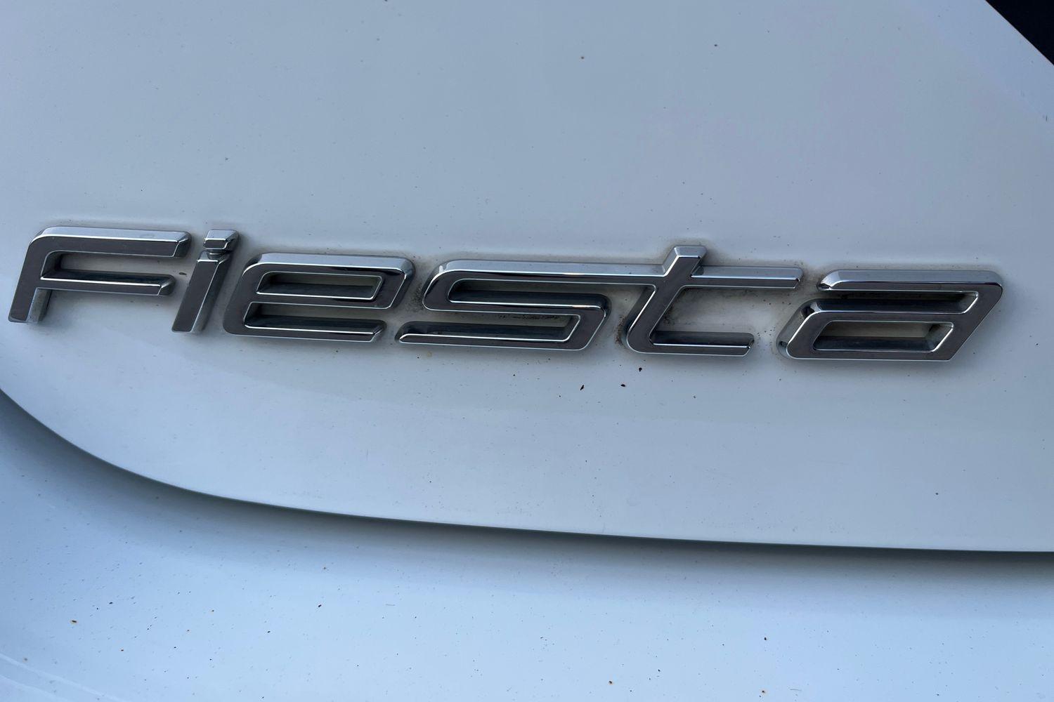 Ford Fiesta Photo 39