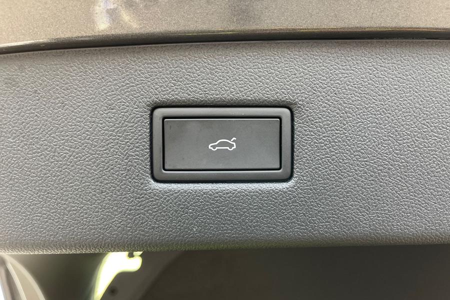 Ford Capri Photo autoimg-ea35919cfcf924f238604b47074216444779e39a.jpg