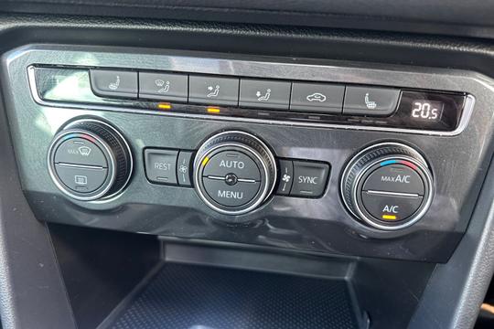 Volkswagen Tiguan Photo autoimg-ea36a6527852c9eba63bdcd664c3e4ef3ce3b16e.jpg