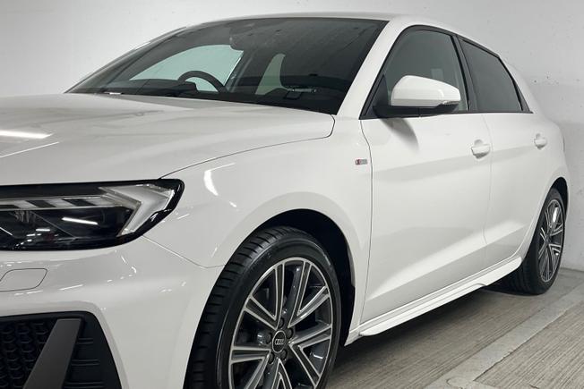 Audi A1 Photo 30
