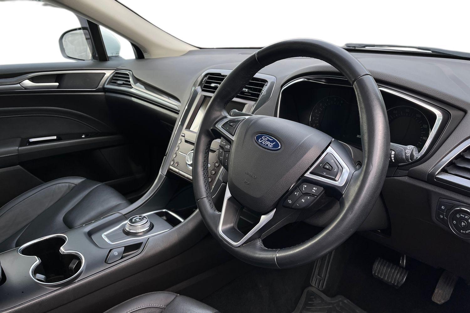 Ford MONDEO Photo 8