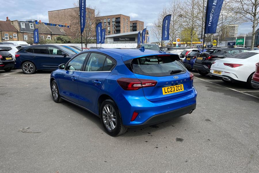 Ford FOCUS Photo autoimg-ea3bb942c69f61f88471162c21e703dfb19f5845.jpg