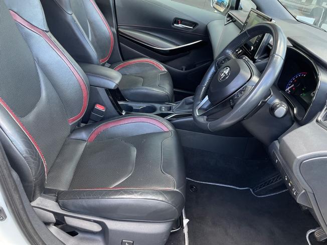 TOYOTA Corolla Photo 28