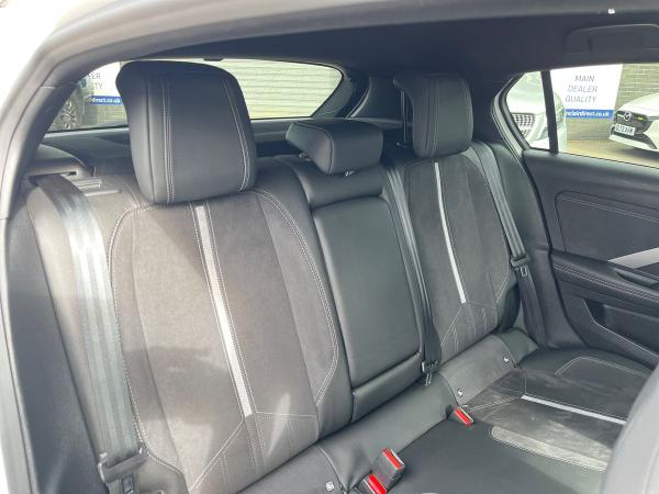 Vauxhall Astra Photo autoimg-ea41642c7dae8436a9a1e292754060470b21f02f.jpg