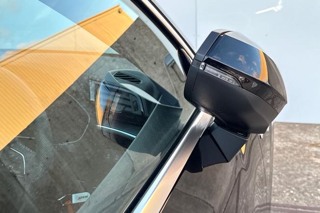 AUDI Q3 Photo 31
