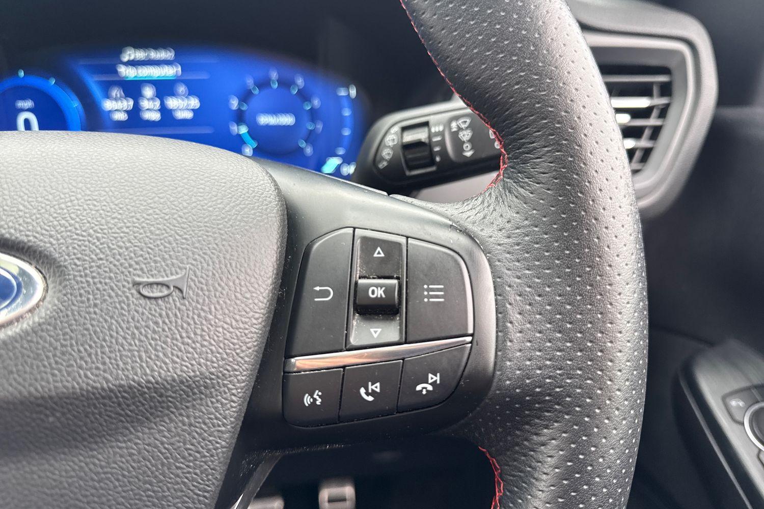 Ford KUGA Photo 38