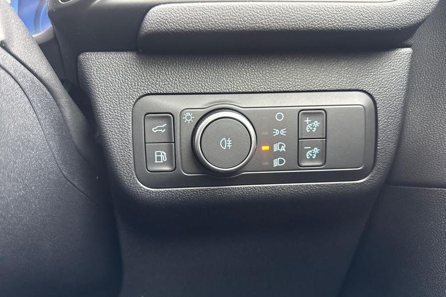 Ford KUGA Photo autoimg-ea449e72242fa34e310c85948f1ecf7507f59ef8.jpg