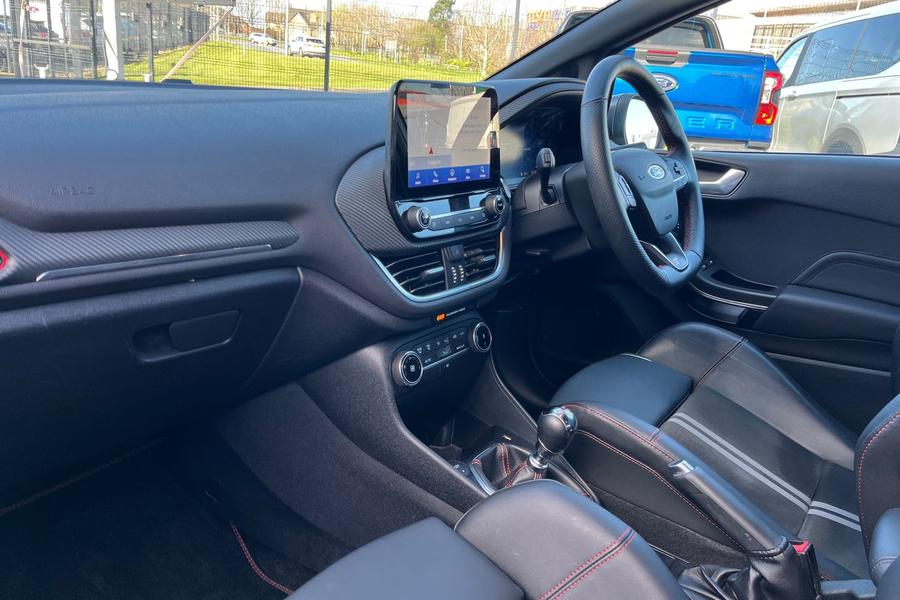 Ford FIESTA Photo autoimg-ea44b463222a1f871c4a9443f85268529685713a.jpg