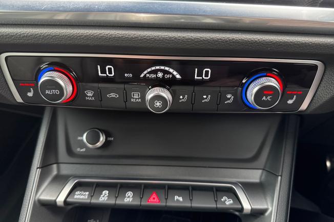 Audi Q3 Photo 52