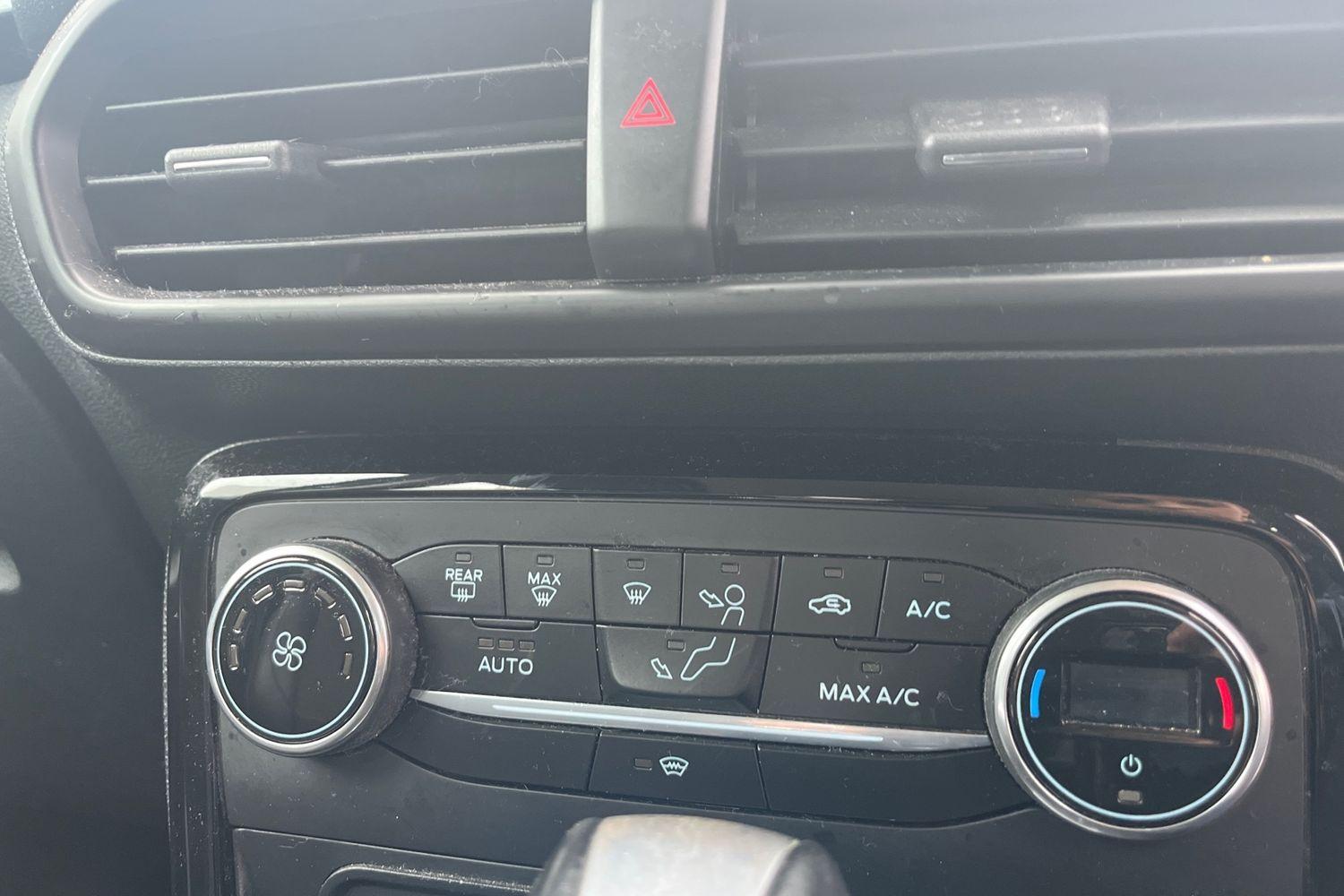 Ford ECOSPORT Photo 37
