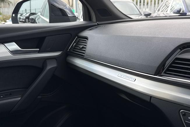 AUDI Q5 Photo 36