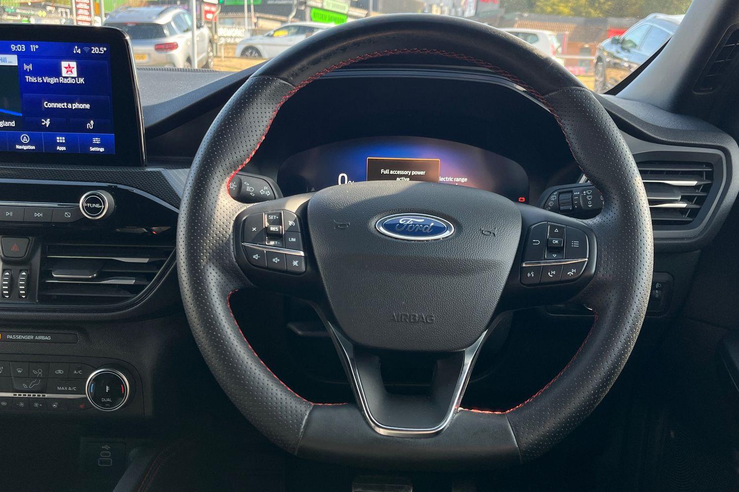 Ford KUGA Photo 11