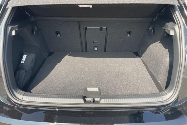 VOLKSWAGEN Golf Photo 12