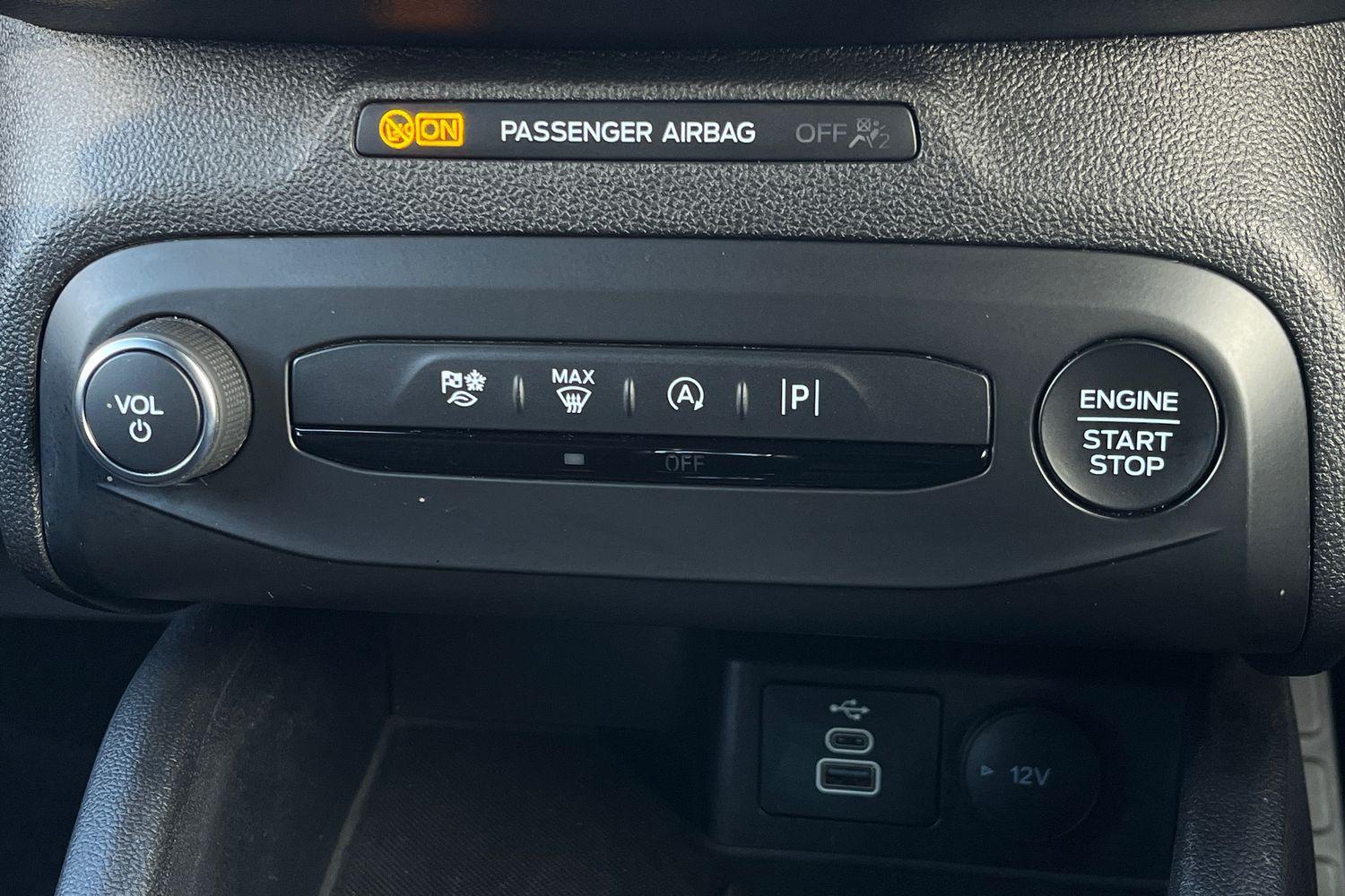 Ford Focus Photo 32