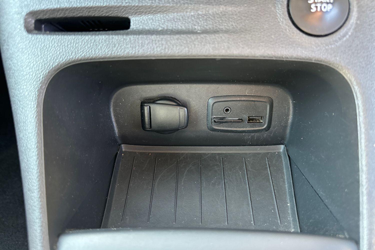 Renault CAPTUR Photo 29
