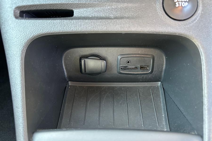 Renault CAPTUR Photo autoimg-ea511a346fb44bba6a7f6e808b211520a442f8fe.jpg