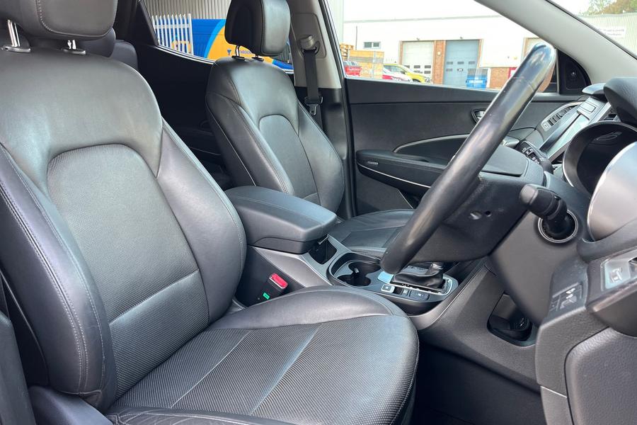 Hyundai Santa Fe Photo autoimg-ea550bd18cbe083810c6f4a185c808a482f08f55.jpg