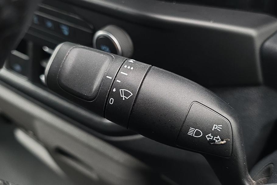 Used FORD TRANSIT CUSTOM WN75AUU 32