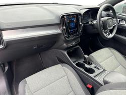 Volvo Xc40 Photo 2