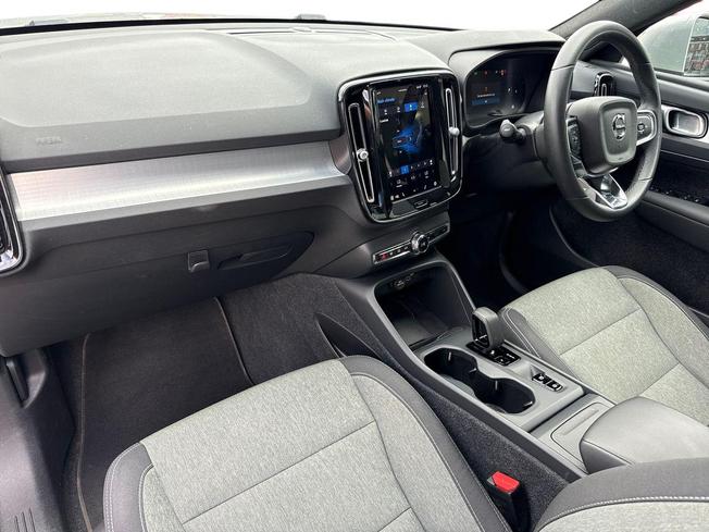 Volvo Xc40 Photo 2