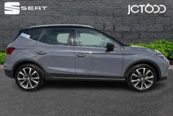 SEAT Arona Photo 4