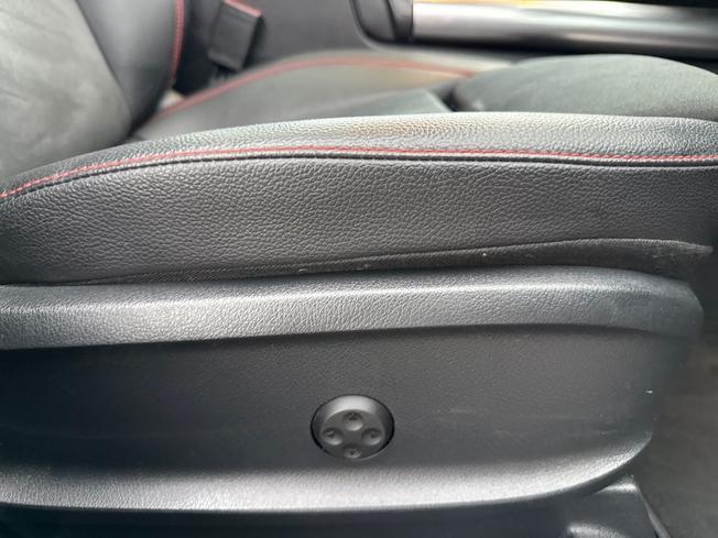 MERCEDES-BENZ B Class Photo 26