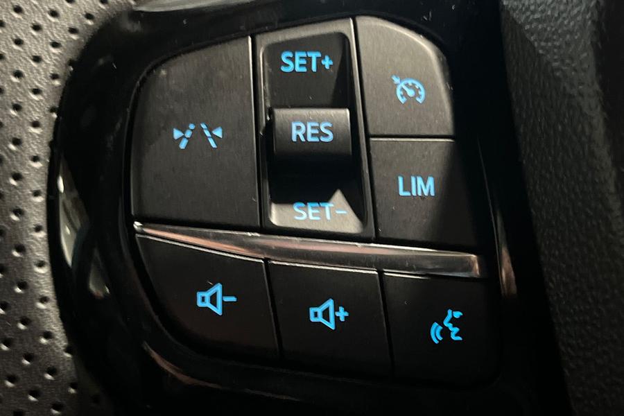 Ford PUMA Photo autoimg-ea5e9679c84f85ab8c6f7b3364fedc4608cd1970.jpg