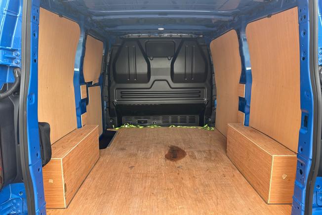 VOLKSWAGEN e-Transporter Photo 12