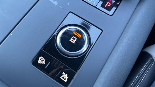 Land Rover Discovery Photo autoimg-ea603b4c4ff8c6233c8a0c2d95ee9af160c0d782.jpg