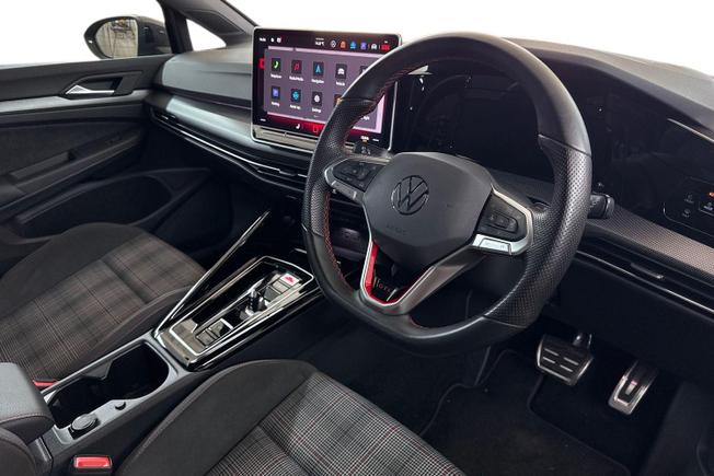 VOLKSWAGEN Golf Photo 6