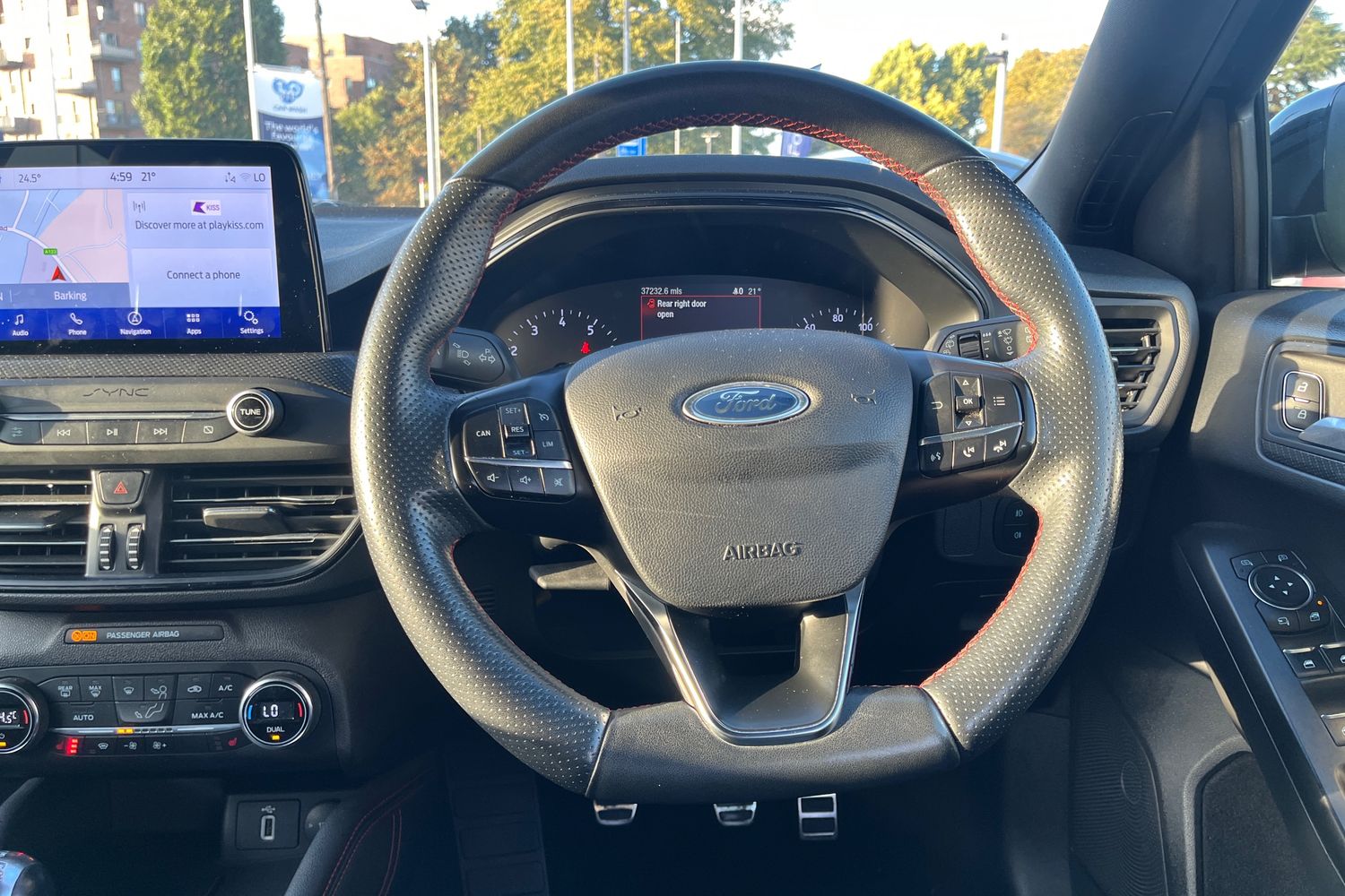 Ford FOCUS Photo 11