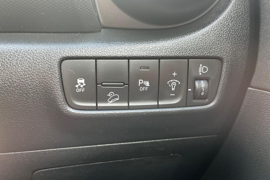 Hyundai KONA Photo autoimg-ea6491da01bb896f71cf21981519a9899b1e98fc.jpg
