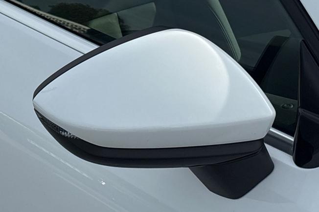 AUDI Q3 Photo 30