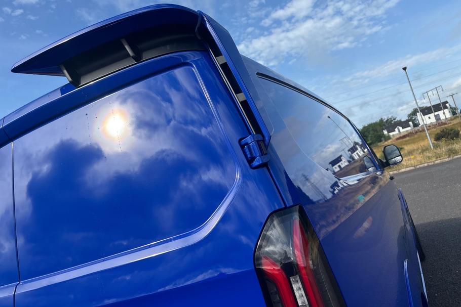 Used Ford TRANSIT CUSTOM XRZ9319 38
