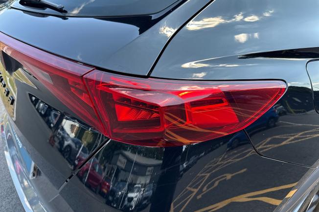 CUPRA Formentor Photo 18