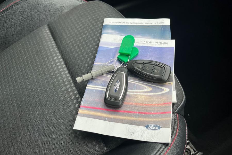 Ford Focus Photo autoimg-ea6b2a3cdf90da9f1174939b7b4c99c6d1f2491d.jpg
