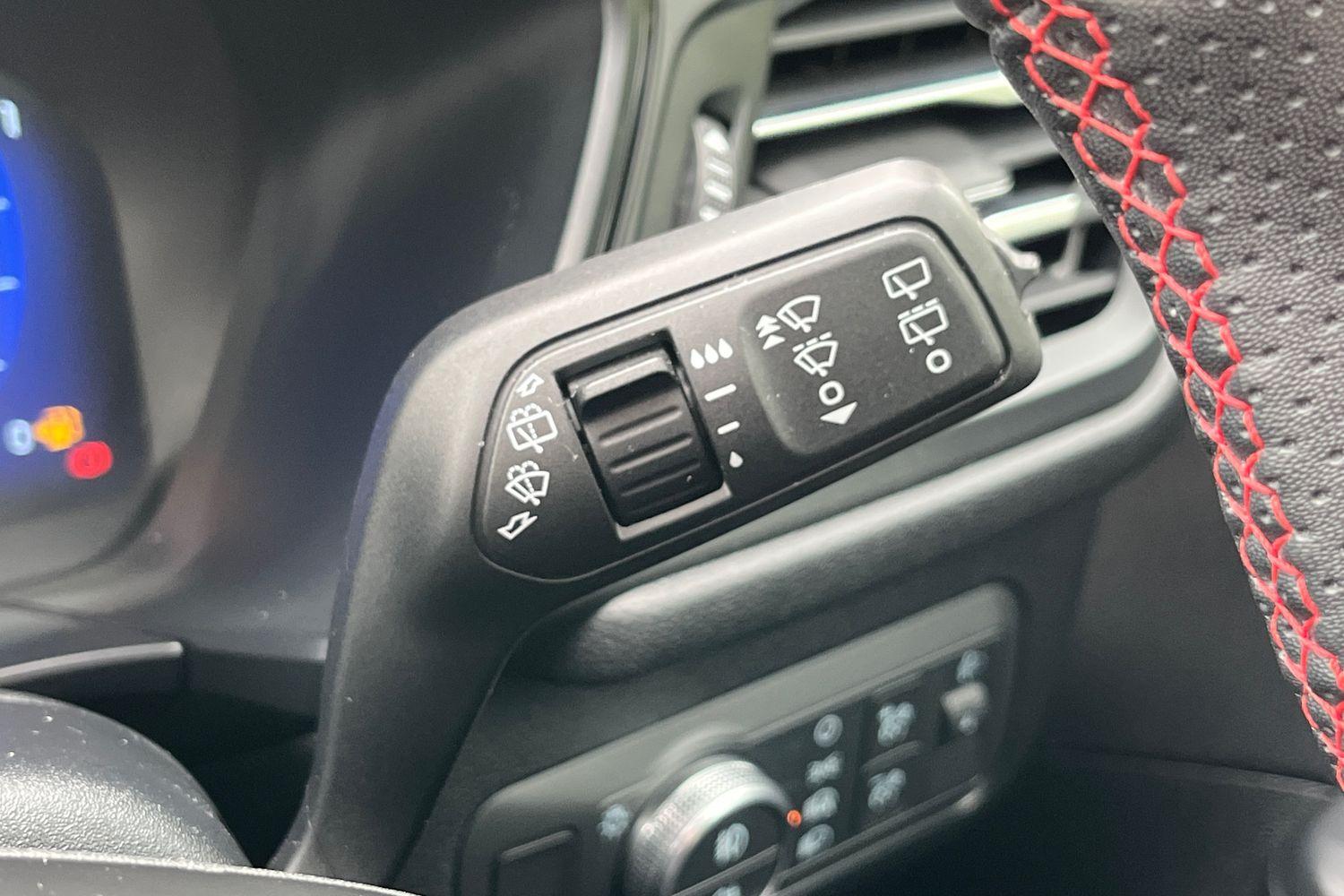 Ford KUGA Photo 14