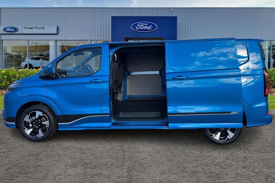 Used Ford TRANSIT CUSTOM LA75RFN 5