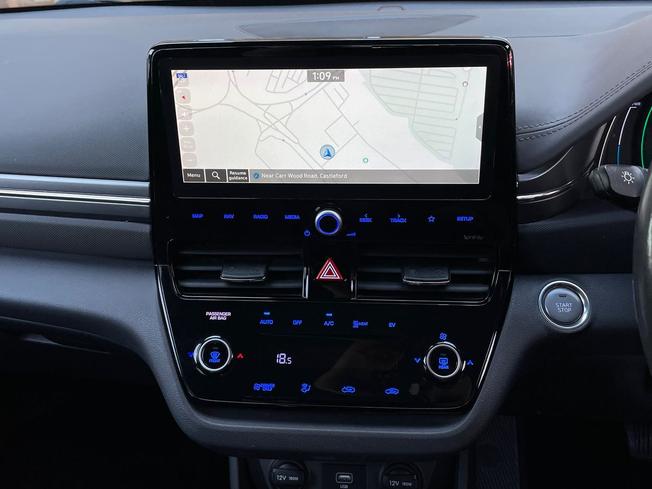 HYUNDAI Ioniq Photo 14