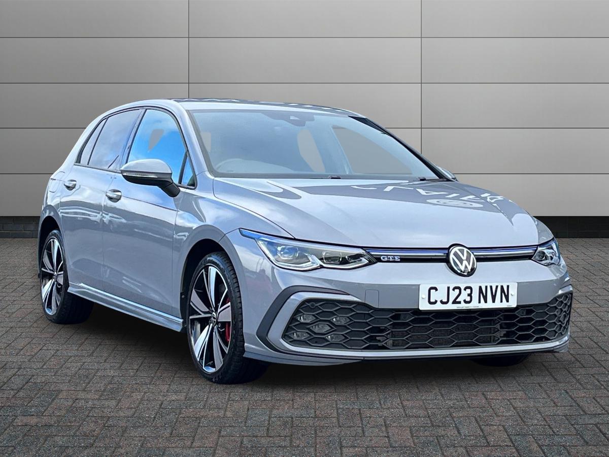 Volkswagen Golf Photo 0